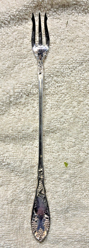 Antique long handle tine - handle, 3